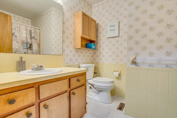 $178,000 | 330 East Augusta Avenue, Augusta, KS 67010