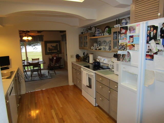 8388 Banwell Road Alanson, MI 49706 - Photo 8 of 27 Gallery Image 8