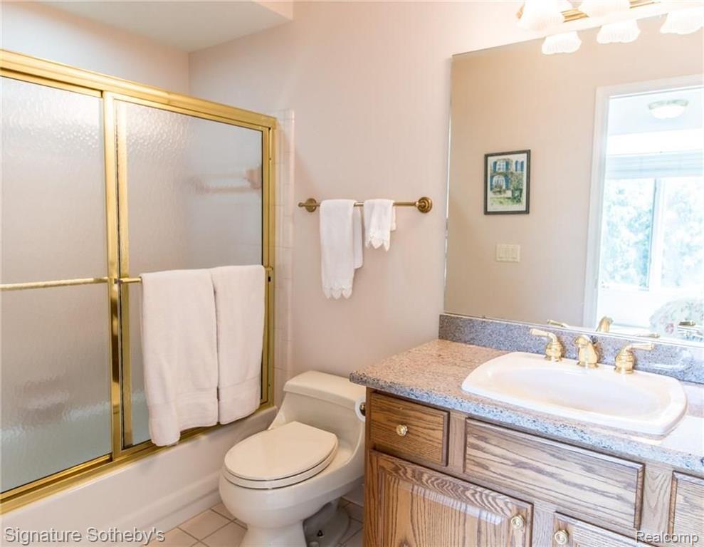 1650 Scenic Hollow Rochester Hills, MI 48306 - Photo 46 of 60