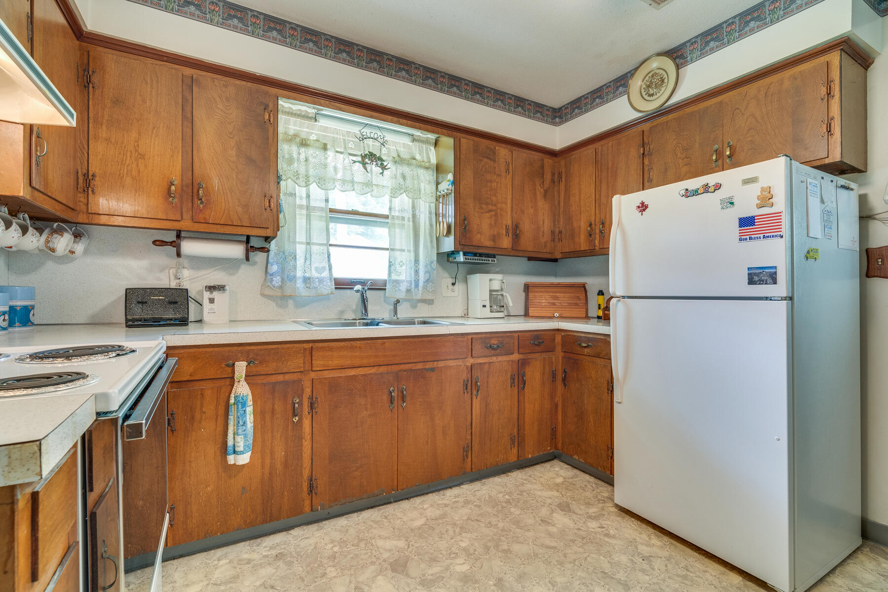 3901 Timberlake Road Johnson City, TN 37601 - Photo 14 of 35 014