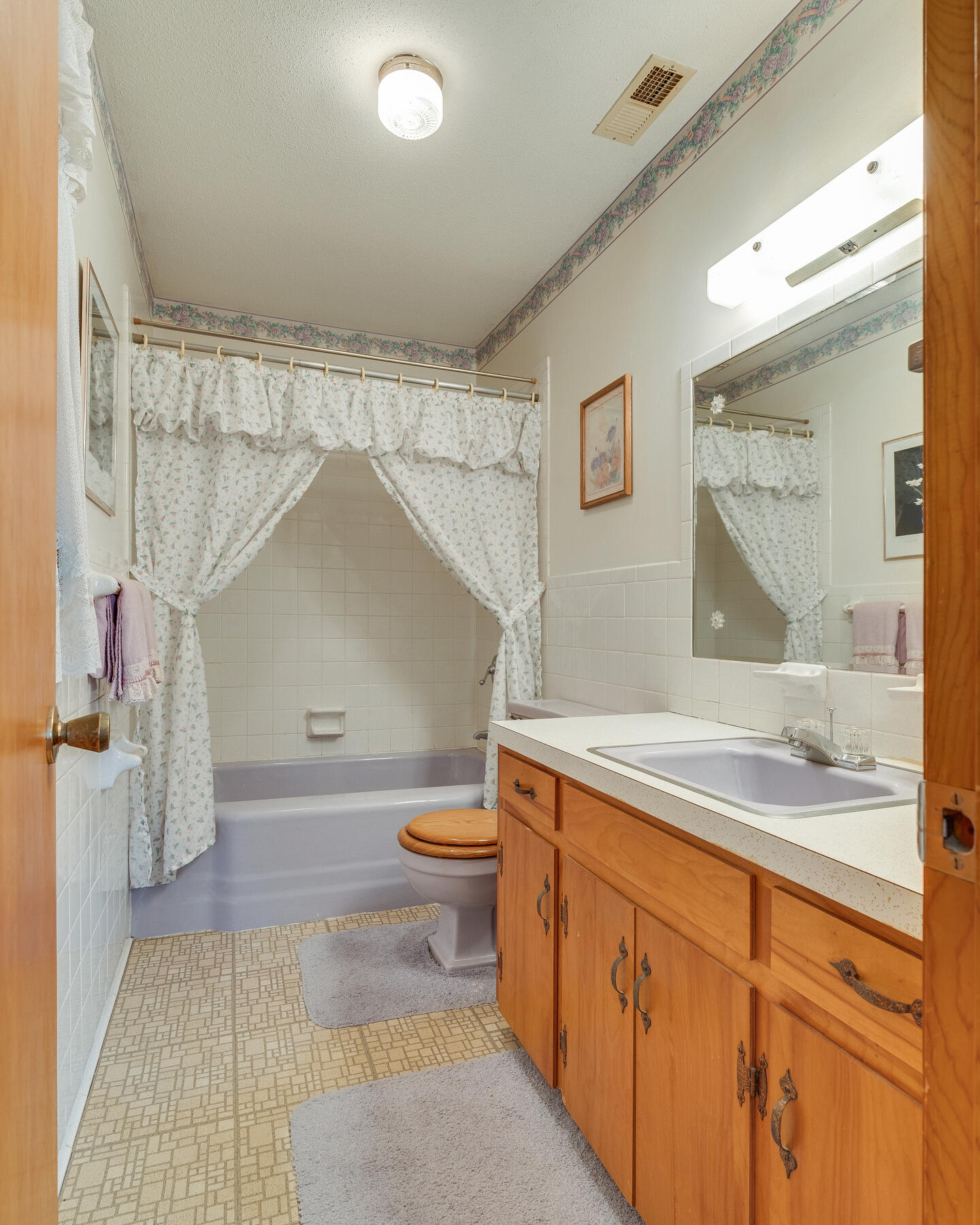 3901 Timberlake Road Johnson City, TN 37601 - Photo 18 of 35 018