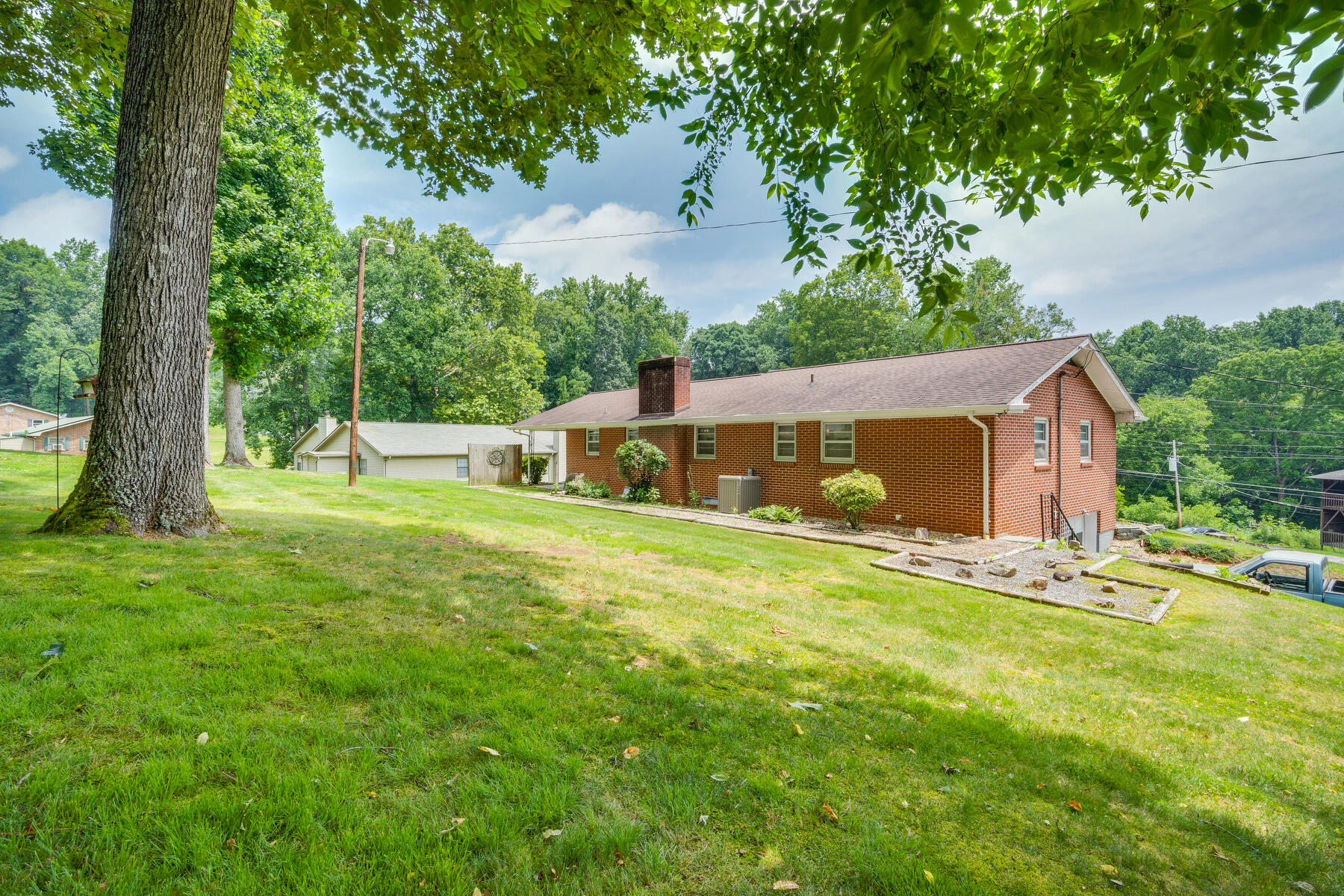 3901 Timberlake Road Johnson City, TN 37601 - Photo 35 of 35 035