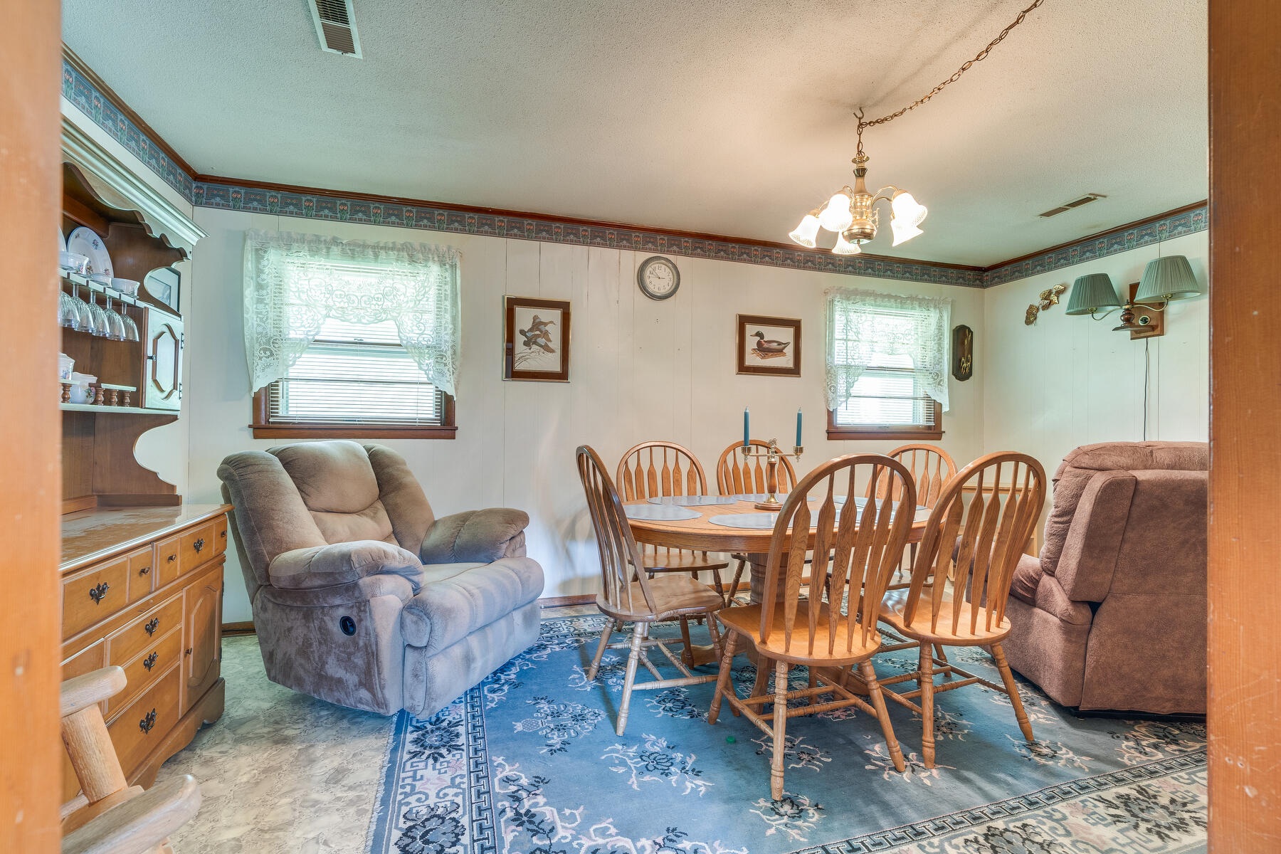 3901 Timberlake Road Johnson City, TN 37601 - Photo 8 of 35 008