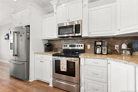 $275,000 | 632 Woodland Street, Iowa, LA 70647