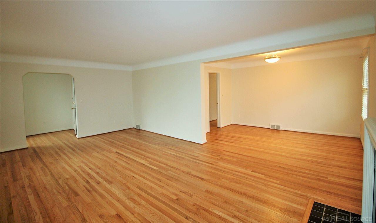960-962 Trombley Road Grosse Pointe Park, MI 48230 - Photo 9 of 35