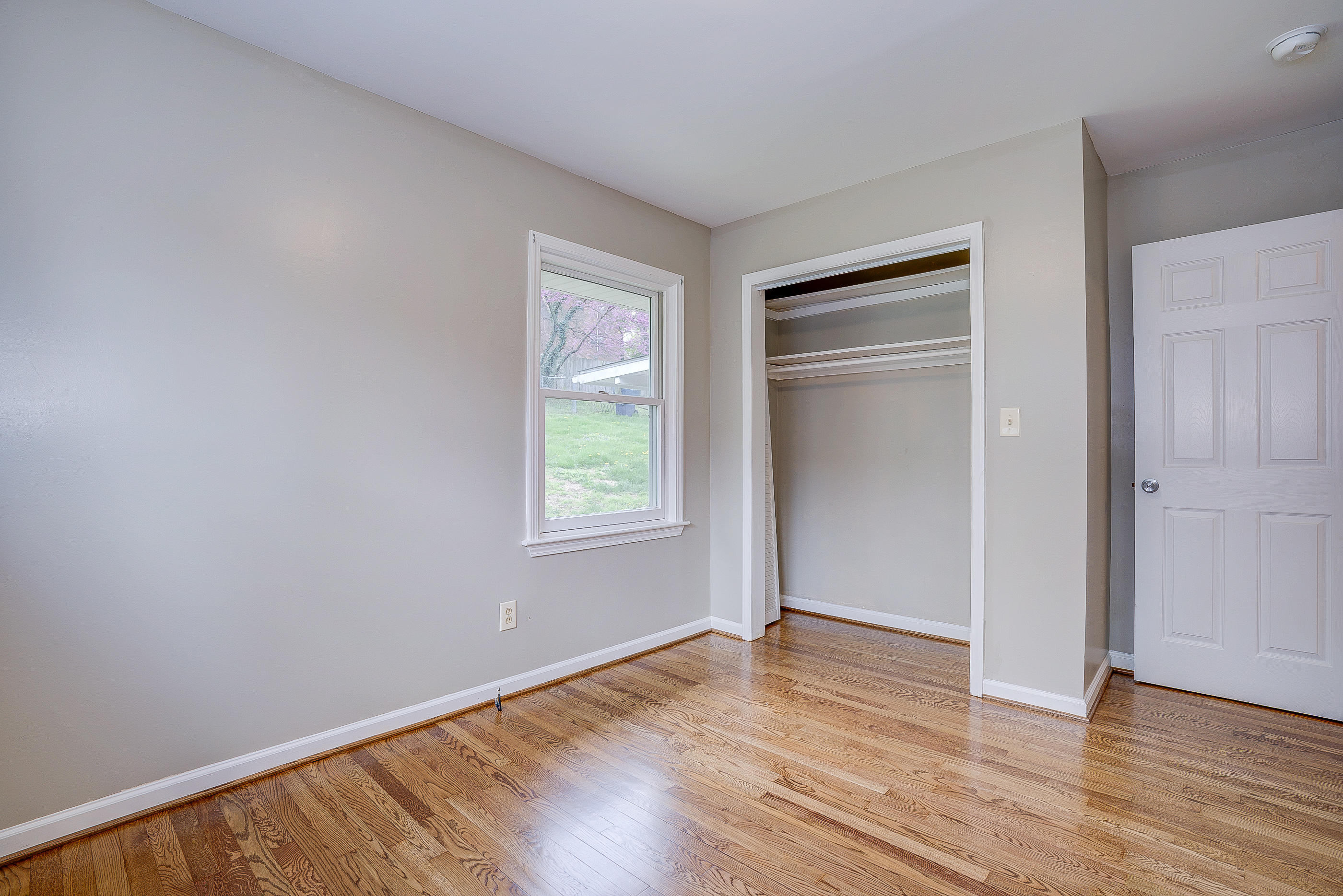 2454 Livingston Road Southwest Roanoke, VA 24015 - Photo 13 of 21 Bedroom 3