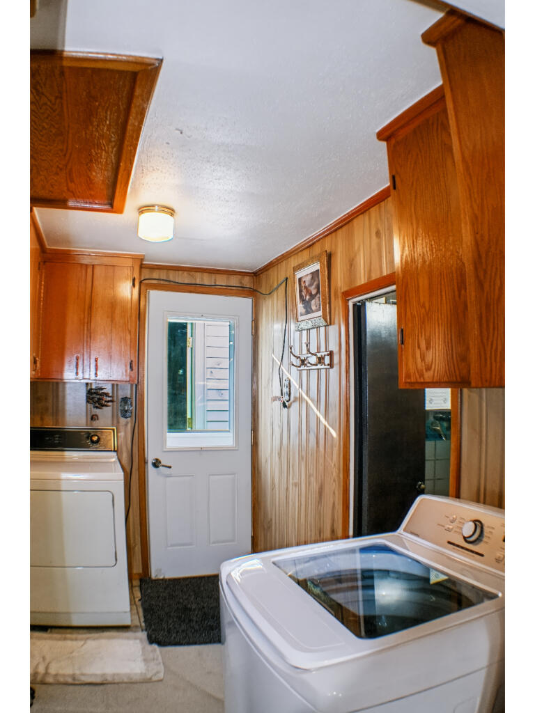 2614 13th Street Two Rivers, WI 54241 - Photo 20 of 59 laundry.1