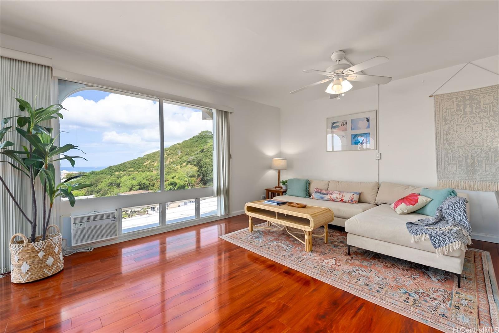 1022 Prospect Street, Unit 902B Honolulu, HI 96822 - Photo 7 of 25