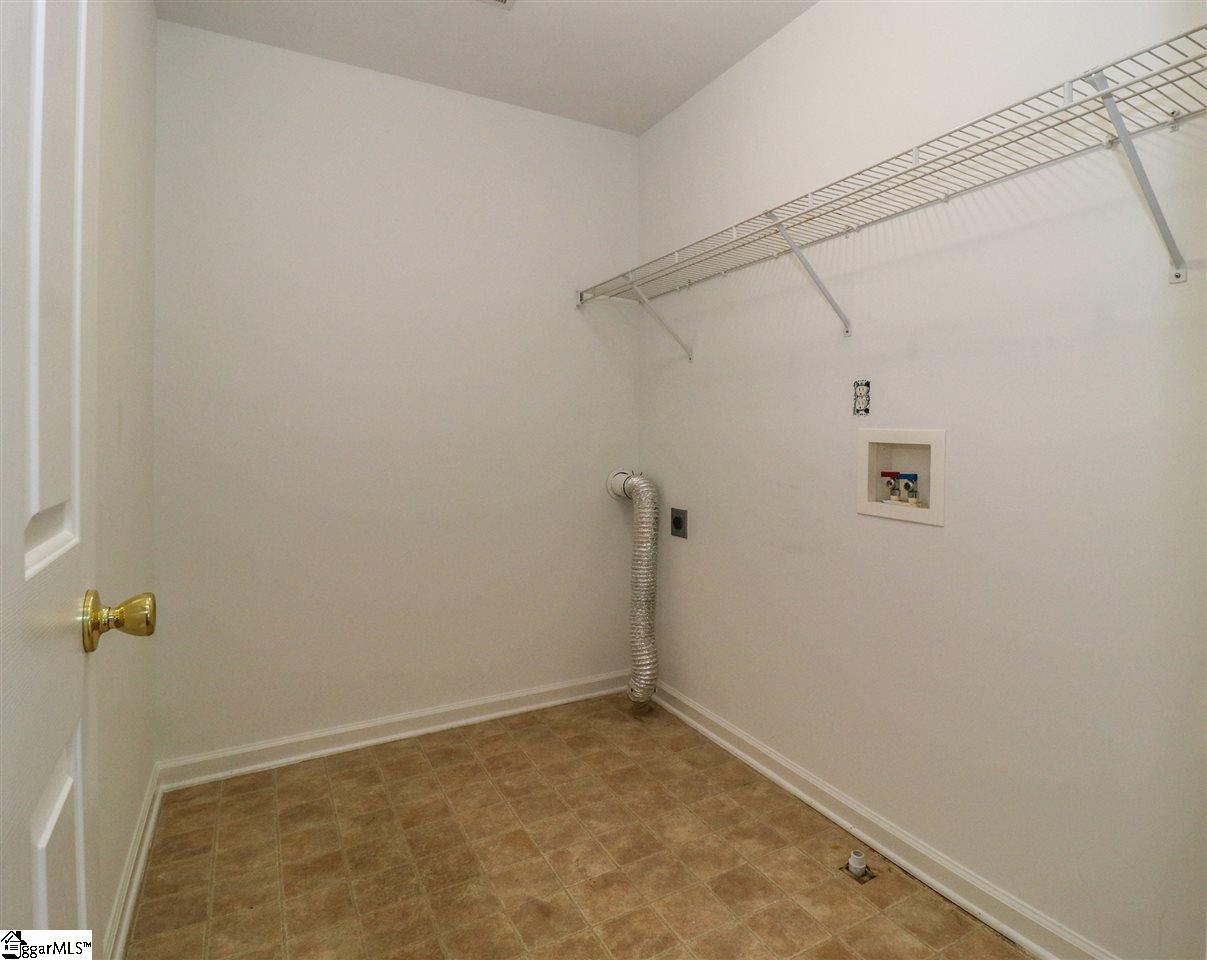 511 Scarlet Oak Drive Fountain Inn, SC 29644 - Photo 13 of 31 Gallery Image 13