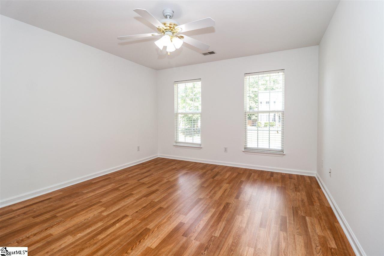511 Scarlet Oak Drive Fountain Inn, SC 29644 - Photo 19 of 31 Gallery Image 19