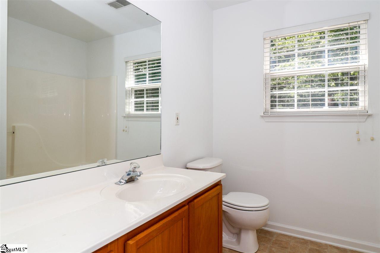 511 Scarlet Oak Drive Fountain Inn, SC 29644 - Photo 22 of 31 Gallery Image 22
