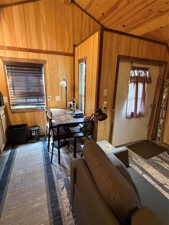 11756 Catfish Road Vivian, LA 71082 - Photo 13 of 17 Interior