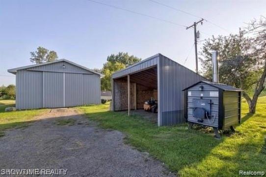 6208 Lake Road Millington, MI 48746 - Photo 8 of 10 2E962A41-3D66-430A-9403-1A43229C08FC_4_5005_c.jpeg