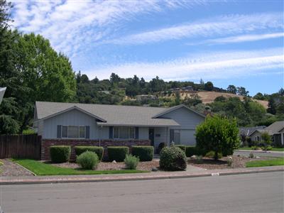 1729 Norte Way Santa Rosa, CA 95404 - Photo 2 of 4 Gallery Image 2