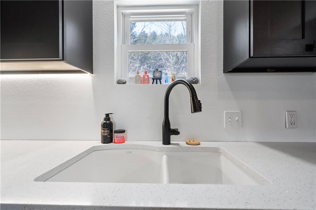 6063 County Road 3900, Unit B Neodesha, KS 66757 - Photo 12 of 39