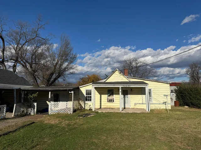 $82,000 | 2315 Roanoke Avenue Southwest, Roanoke, VA 24015