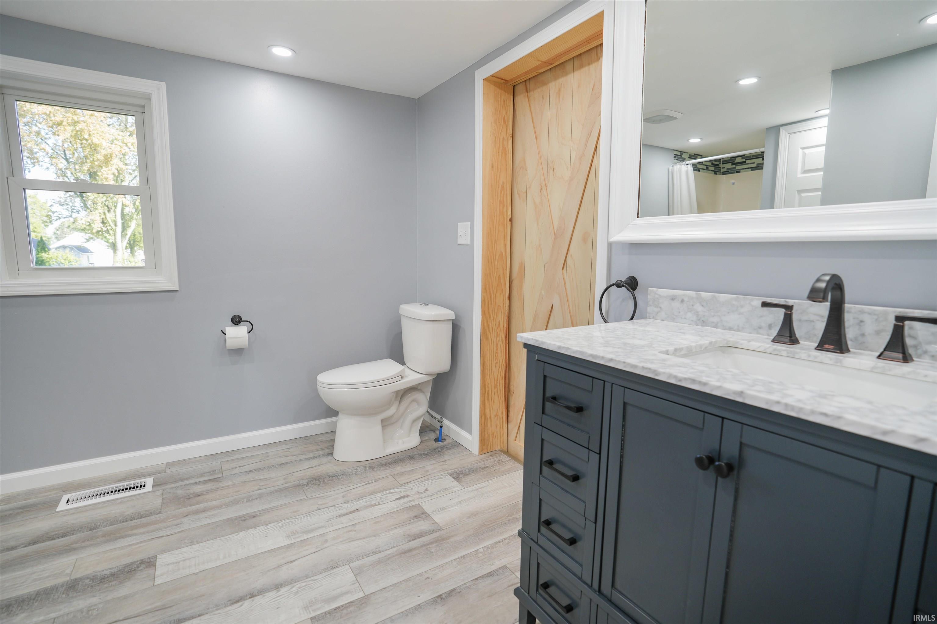 504 South Range Street Wolcott, IN 47995 - Photo 9 of 25