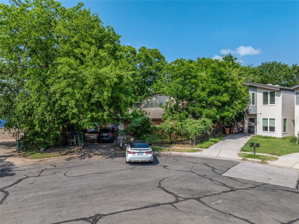 6110 Calmar Cove Austin, TX 78721 - Photo 14 of 26 a car parked on the side of the road