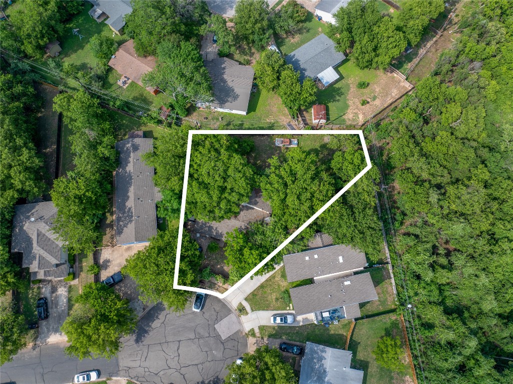 6110 Calmar Cove Austin, TX 78721 - Photo 2 of 26 an aerial view of a house