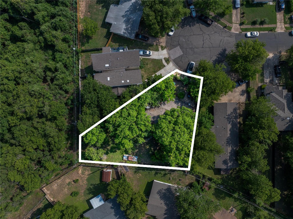 6110 Calmar Cove Austin, TX 78721 - Photo 22 of 26 an aerial view of a house