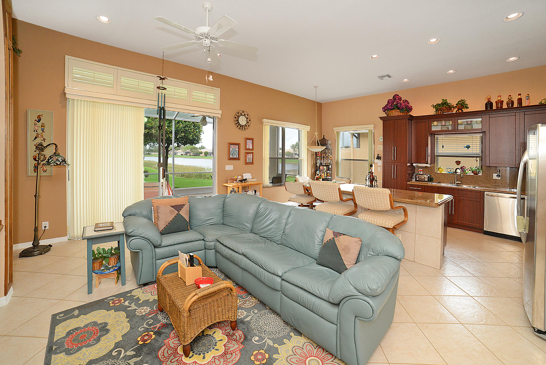 13925 Vía Raphael Delray Beach, FL 33446 - Photo 15 of 33 Family Room - Kitchen