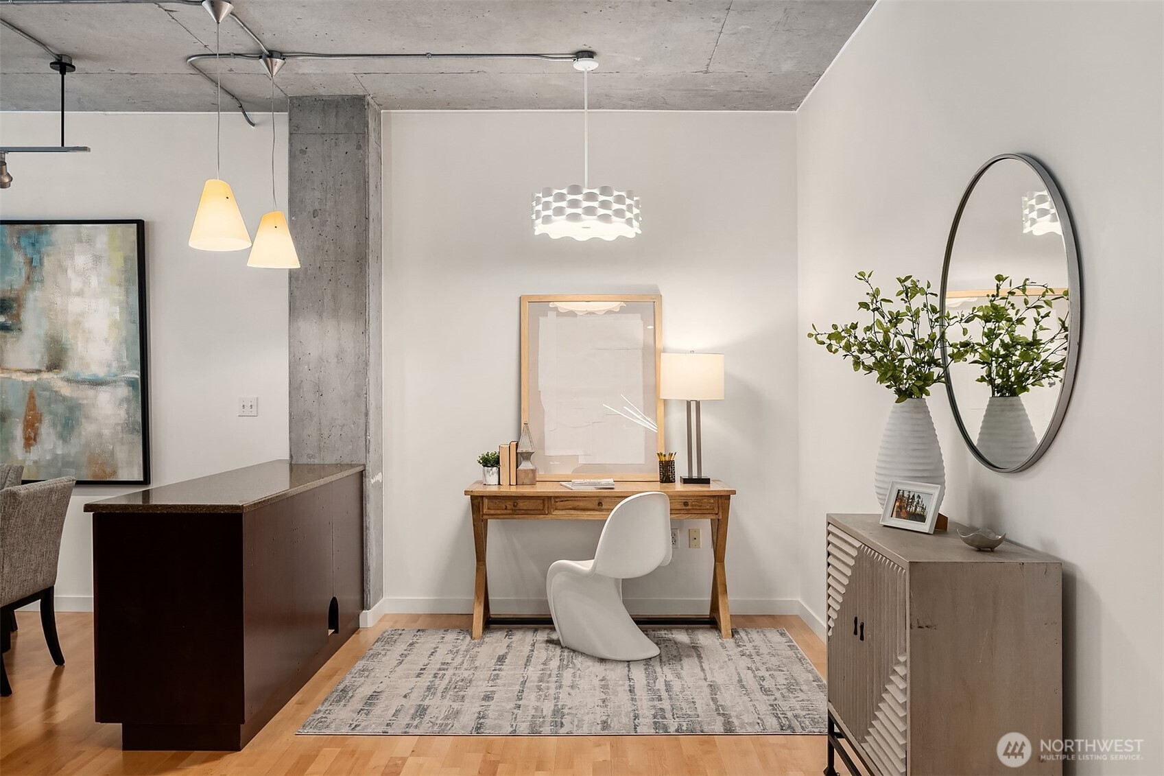2720 3rd Avenue, Unit 909 Seattle, WA 98121 - Photo 5 of 40 a view of a living room and bathroom