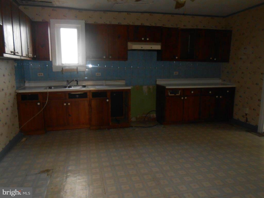 311 St Paul Road Ingleside, MD 21644 - Photo 10 of 15 Kitchen