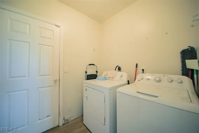 $300,000 | 912 Maywood Avenue South, Lehigh Acres, FL 33974