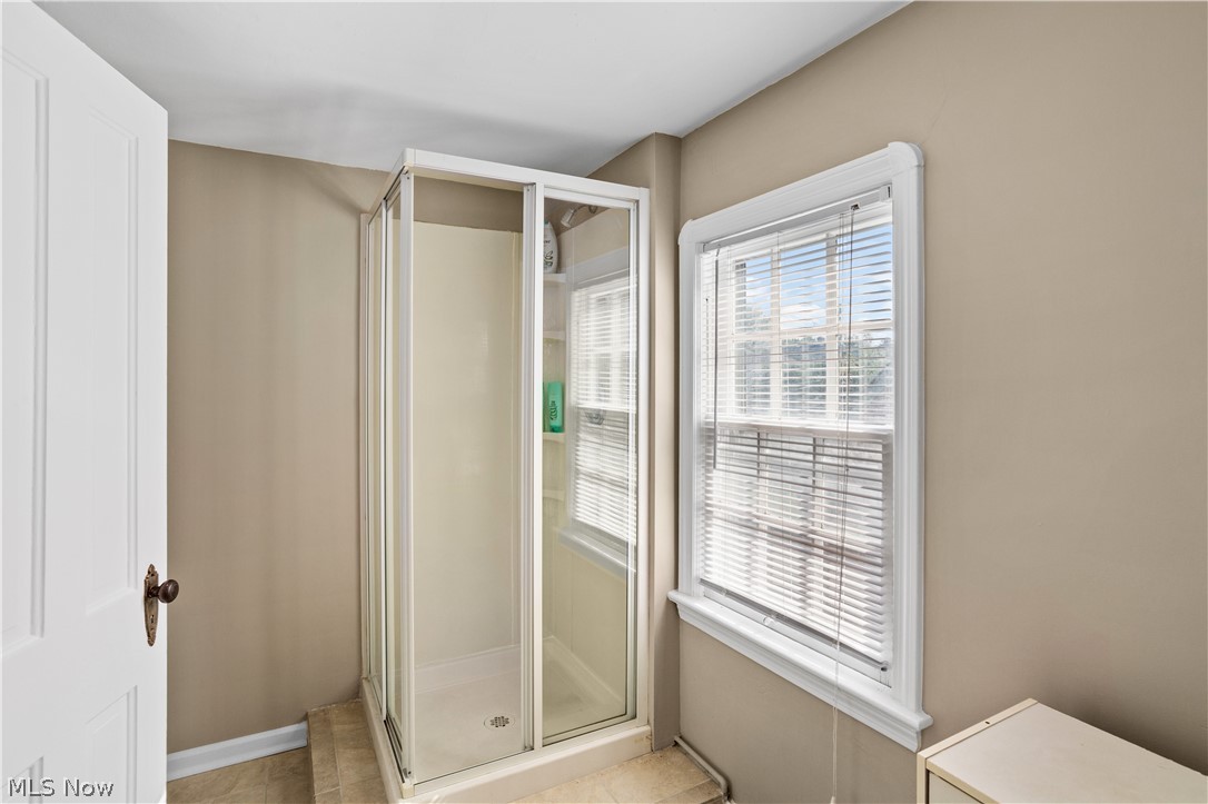 2535 Saybrook Road Cleveland, OH 44118 - Photo 27 of 30 Gallery Image 27