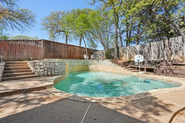 $420,000 | 2307 Harrington Court, Euless, TX 76039