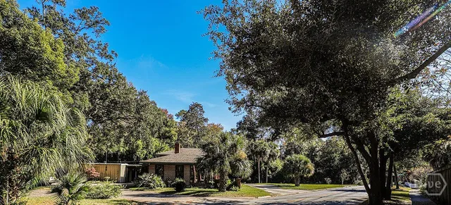 $668,500 | 1700 Skidaway Road, Savannah, GA 31404