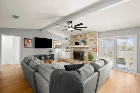 $399,900 | 11900 Oakbrook Drive, Austin, TX 78753