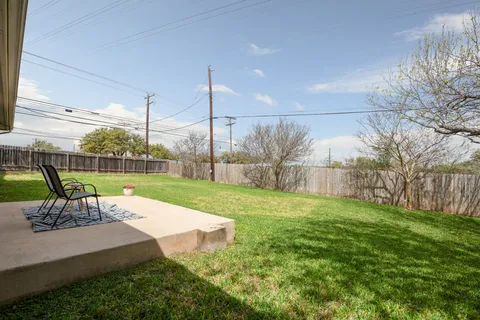 $399,900 | 11900 Oakbrook Drive, Austin, TX 78753