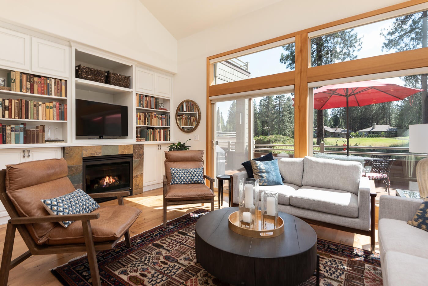 19521 Painted Ridge Loop Bend, OR 97702 - Photo 6 of 43 Great Room