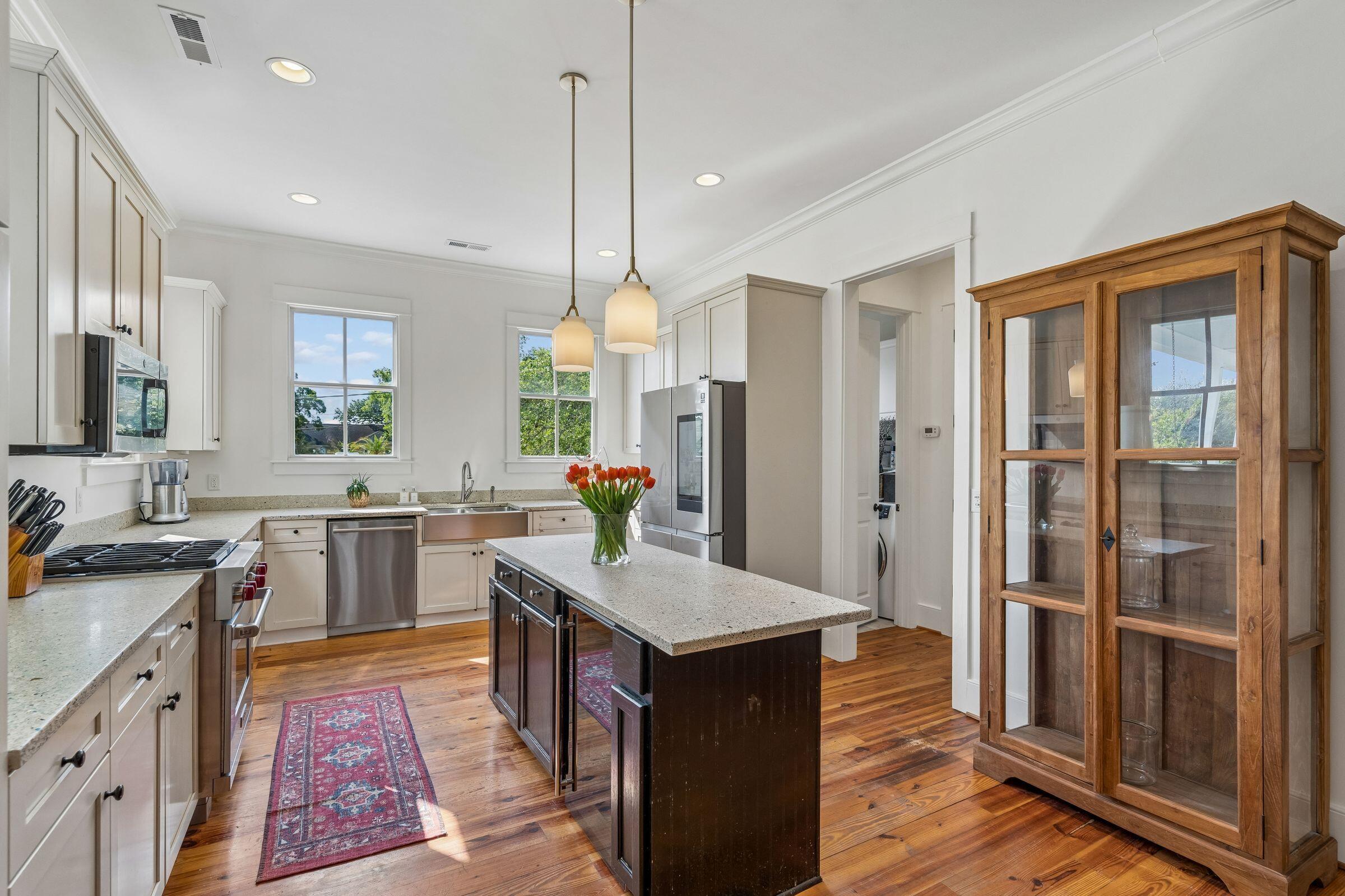 9 William Street Mount Pleasant, SC 29464 - Photo 13 of 59 9WilliamSt-KeenEyeMarketing-021