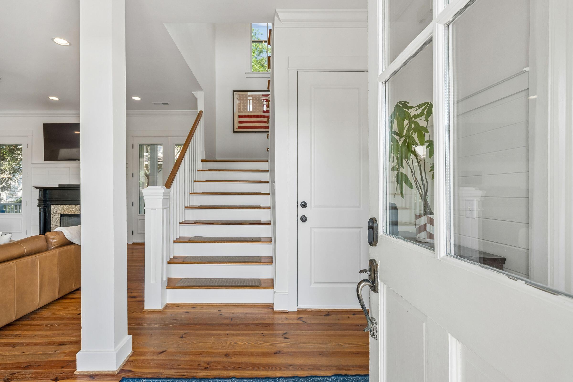 9 William Street Mount Pleasant, SC 29464 - Photo 6 of 59 9WilliamSt-KeenEyeMarketing-011
