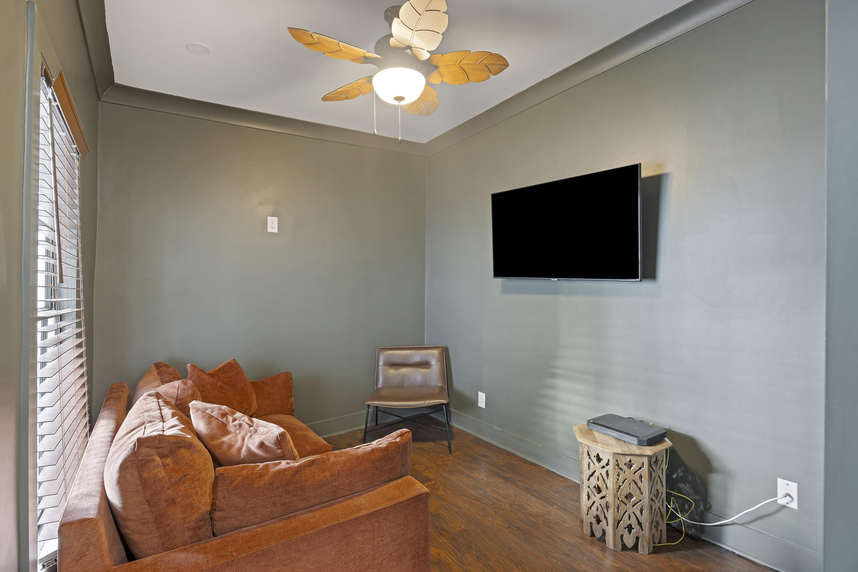 66 Line Street, Unit A Charleston, SC 29403 - Photo 21 of 32 243A0357