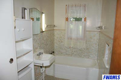 7314 Fahlsing Road Woodburn, IN 46797 - Photo 8 of 20 Gallery Image 8