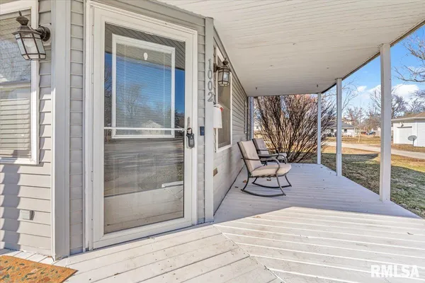 $125,000 | 1002 West Jefferson Street, Auburn, IL 62615