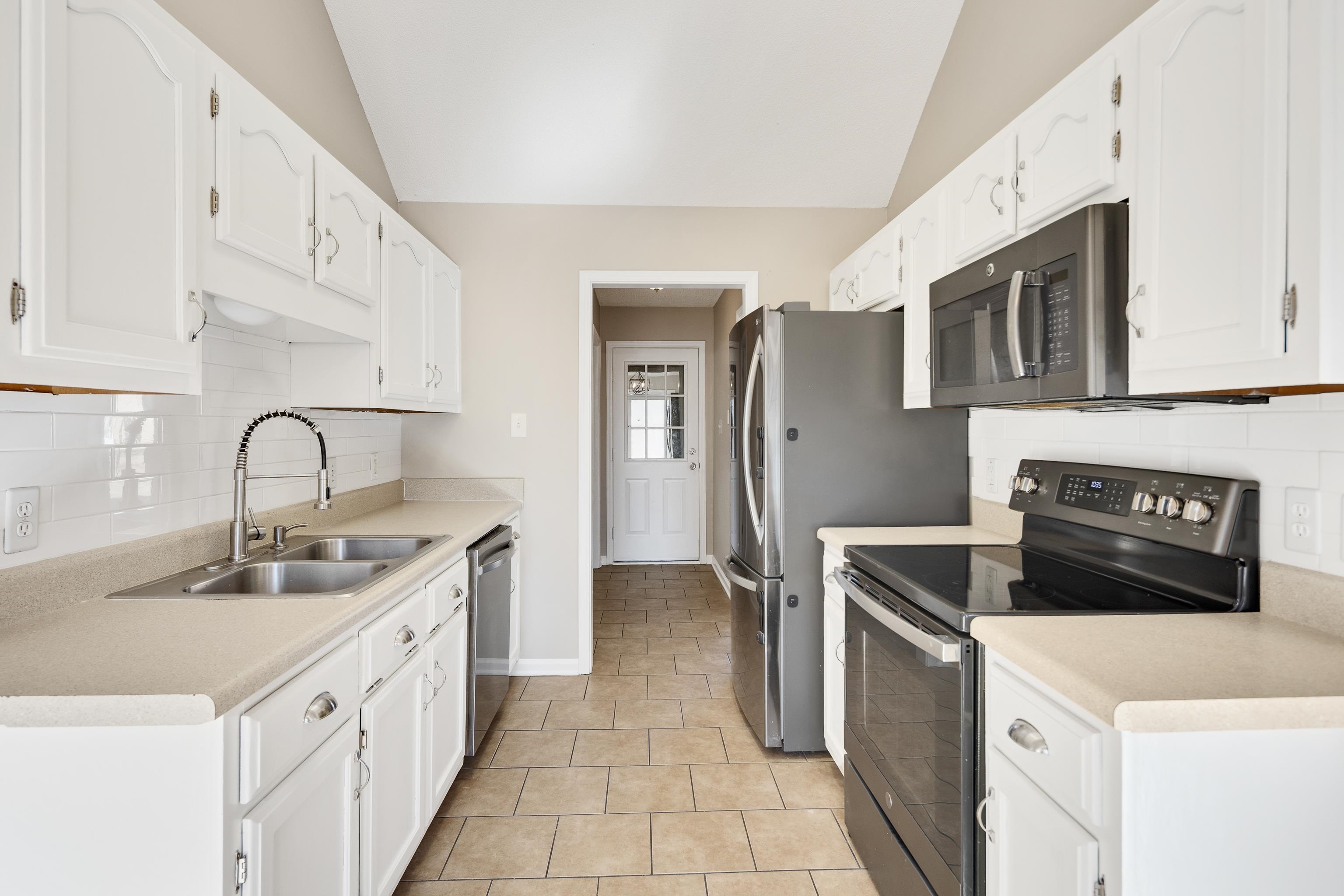 7775 Shadow Elm Lane Bartlett, TN 38002 - Photo 13 of 35