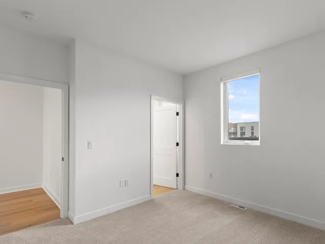 $429,900 | 4163 East Hemlock Drive, Unit 106, Oak Creek, WI 53154