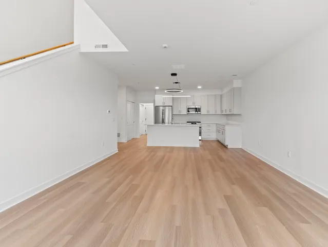 $429,900 | 4163 East Hemlock Drive, Unit 106, Oak Creek, WI 53154