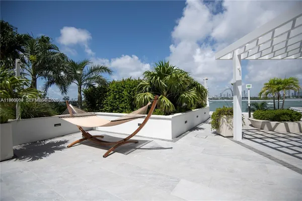 a view of outdoor space and entertaining space