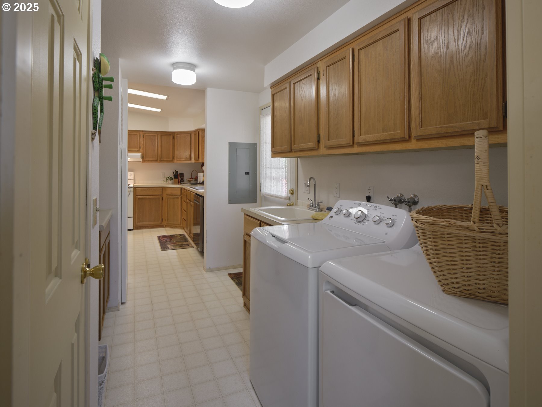 5389 Green Mountain Road Woodland, WA 98674 - Photo 25 of 47 a utility room with closet dryer and washer
