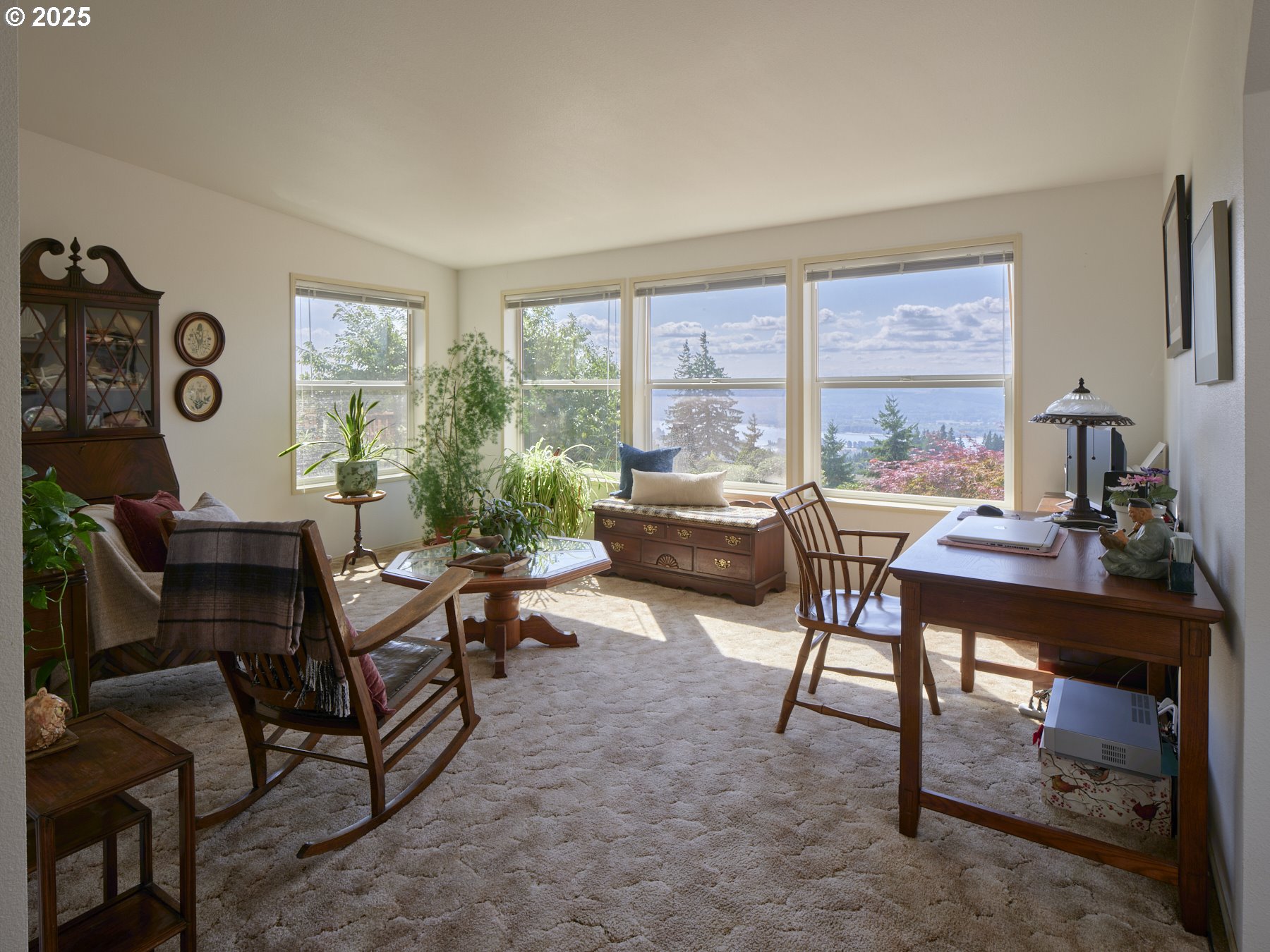 5389 Green Mountain Road Woodland, WA 98674 - Photo 10 of 47 a living room with furniture and a large window
