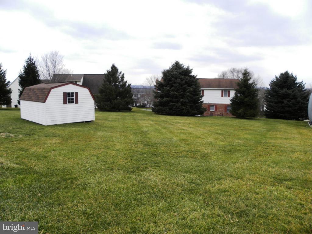 502 Colonial Crescent Drive Lititz, PA 17543 - Photo 22 of 23 Gallery Image 22