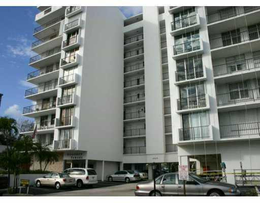 1609 North Riverside Drive, Unit 902 Pompano Beach, FL 33062 - Photo 1 of 13 Exterior Front.