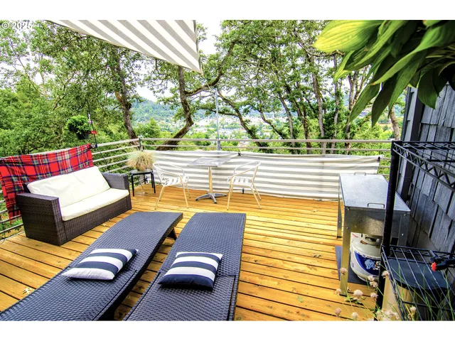 a view of a outdoor seating area