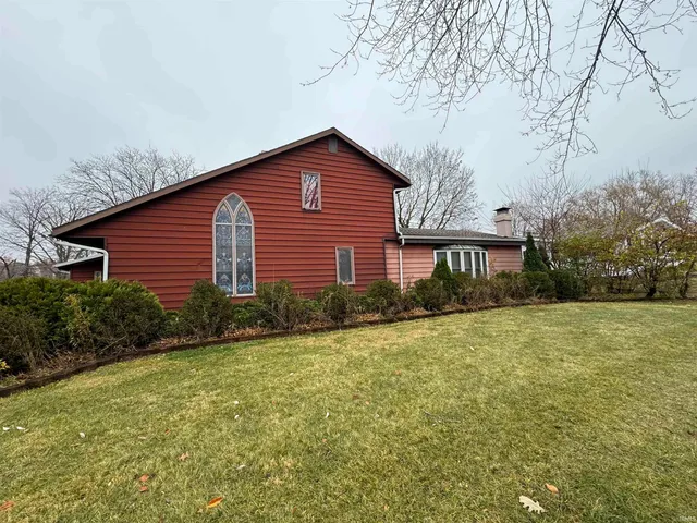 $179,900 | 3605 West Pettigrew Drive, Muncie, IN 47304