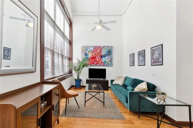 $2,100 | 923 Constance Street, Unit 116, New Orleans, LA 70130